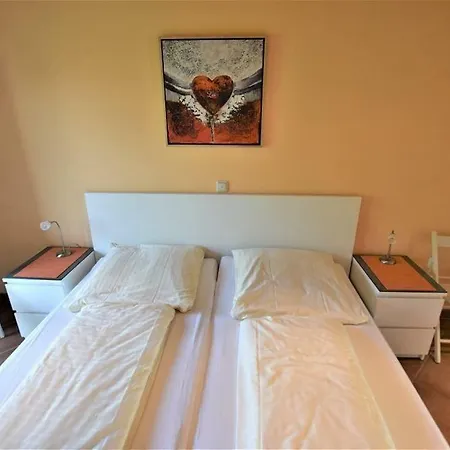 Apartmán Ostseeliebe-erd-links-3-kk-h